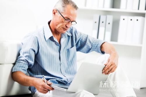 香蕉视频在线播放APP全包费用怎么计算？
